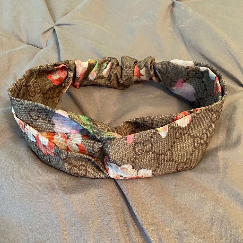 NEVER WORN! Floral headband